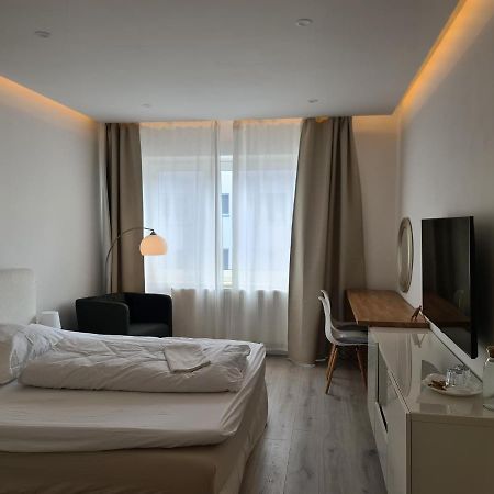 Schones Zimmer In Zentraler Lage Хановер Екстериор снимка